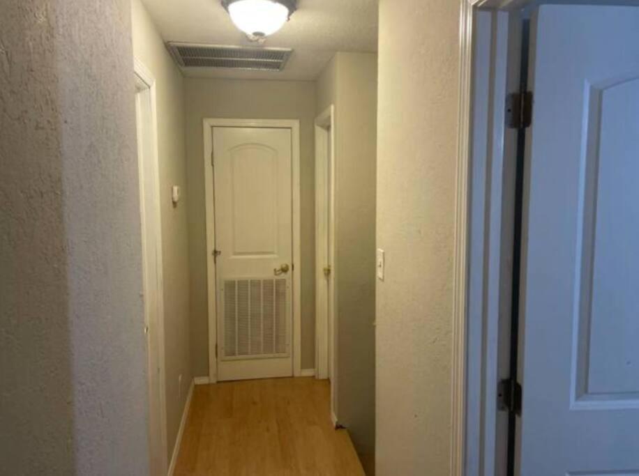 Great Getaway 2 Story Home! Harlingen Tx Exterior photo